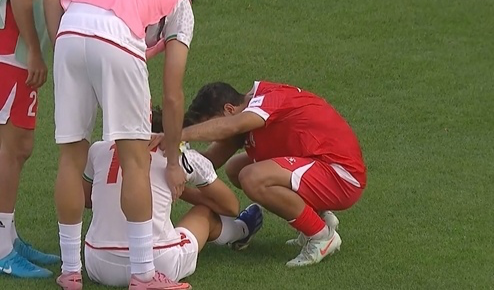 开云体育官网开云-12天前刚1-0赢U23国足 伊朗亚洲杯0胜垫底 众将崩溃躺地+哭成泪人