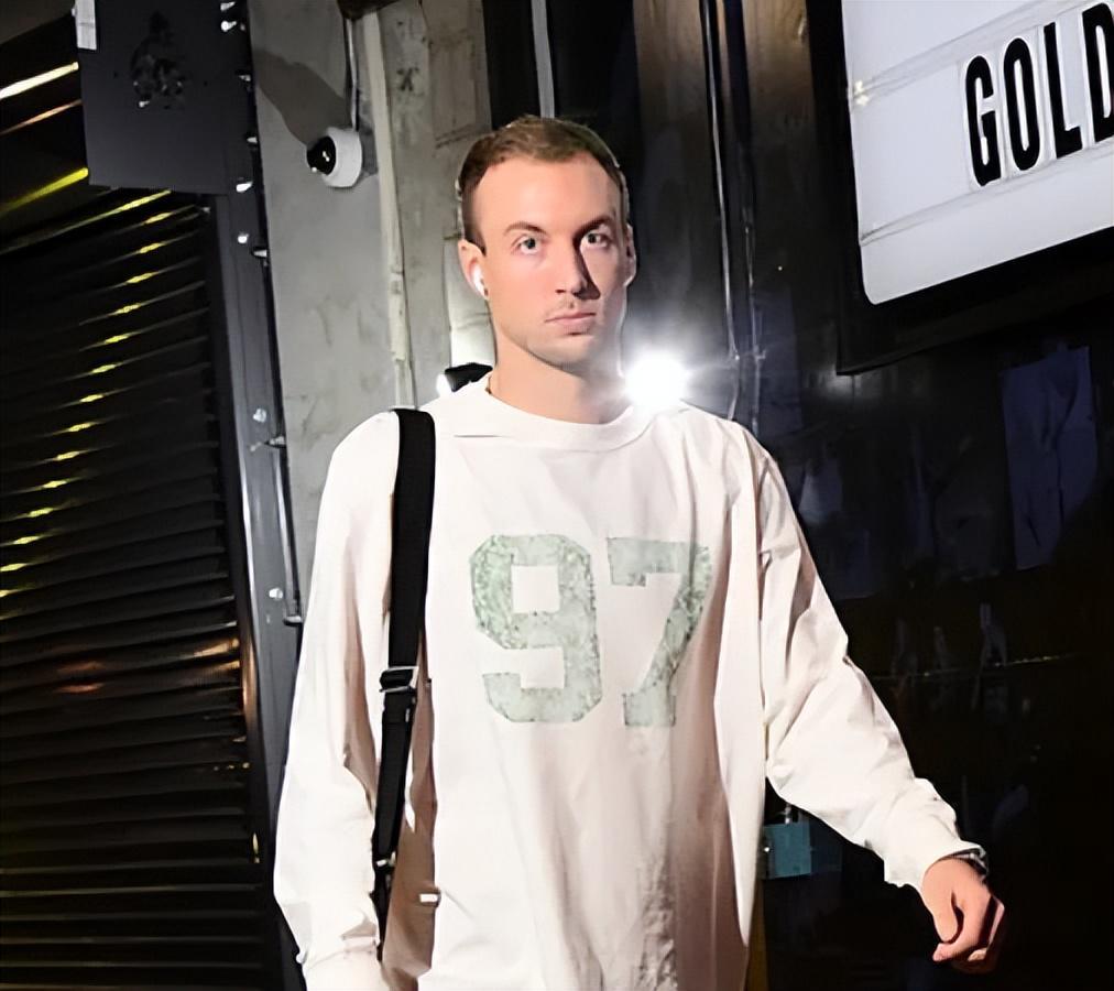 湖人2替补打成宝贝了！肯纳德进攻太全面，克勒贝尔效果压艾顿！