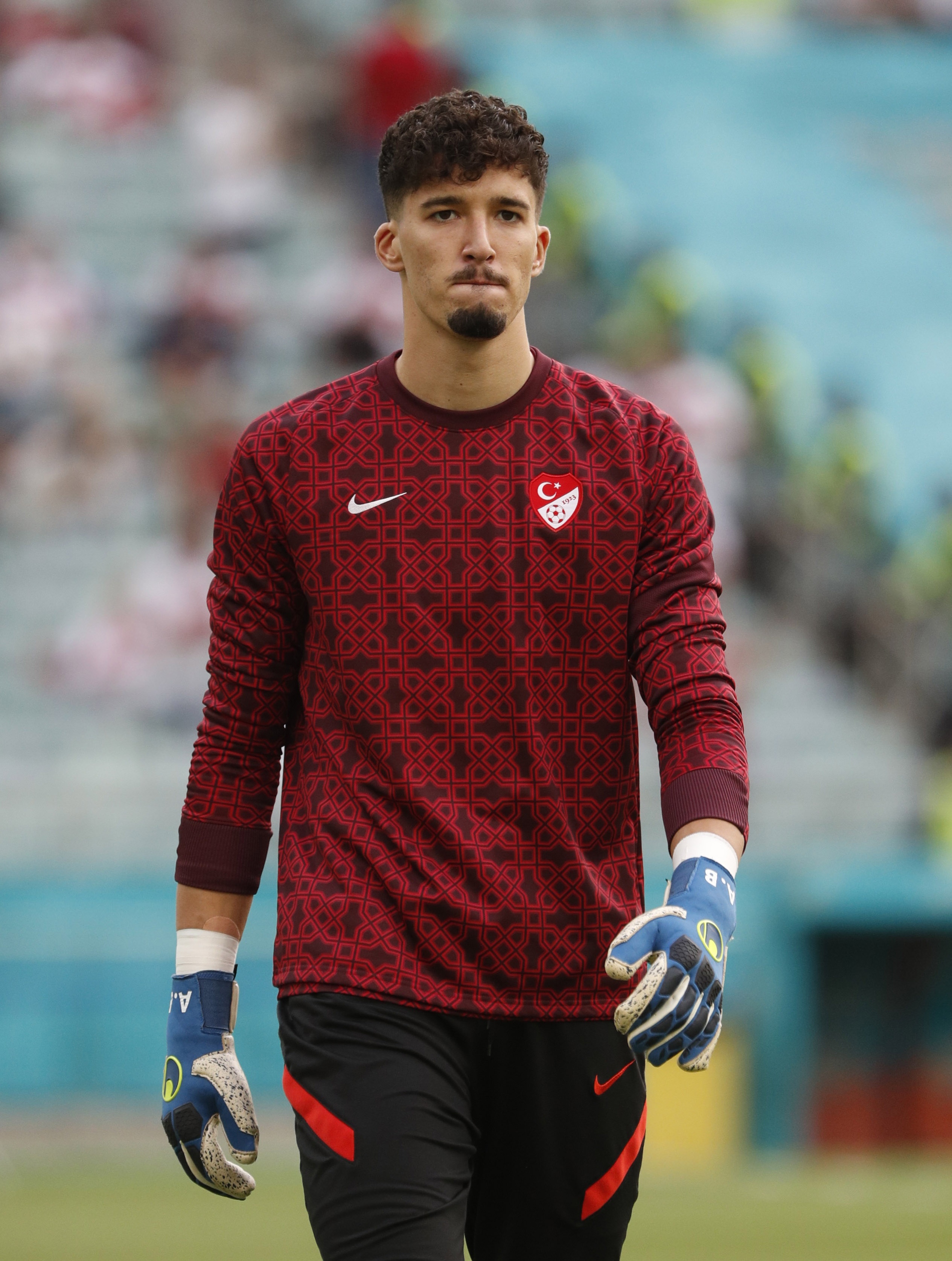 kaiyun.com-土耳其球员谈参加世界杯：比赛一结束我们就哭了，土耳其值得